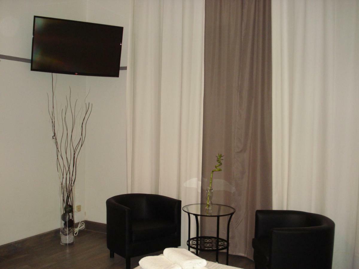Casa Vacanza Cleo Катанія Екстер'єр фото